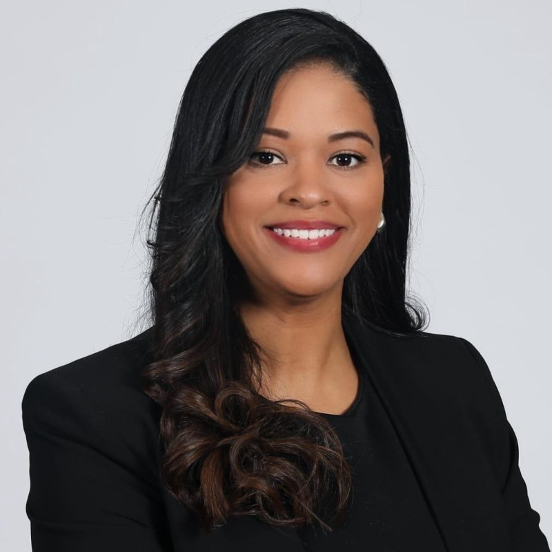 Present day portrait of Danielle Anders